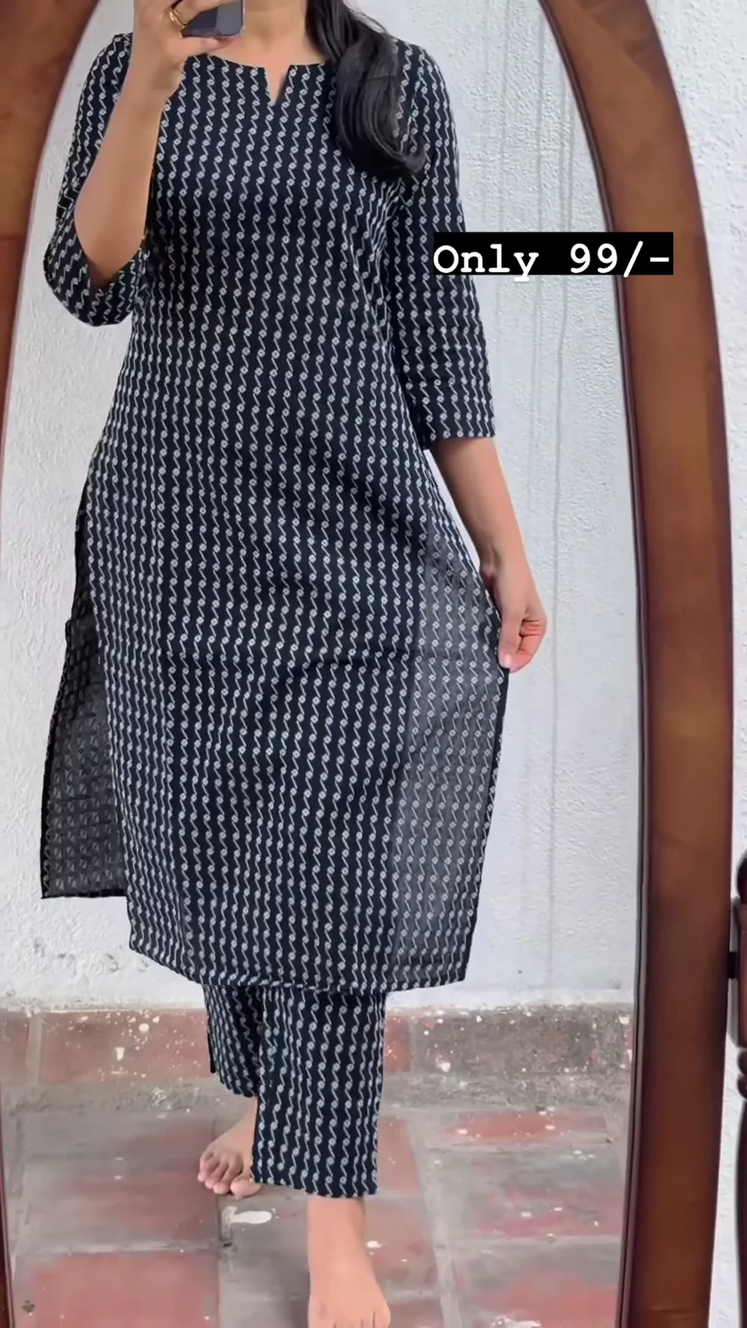 Stylish Women's Crepe Digital Printed Straight Kurti